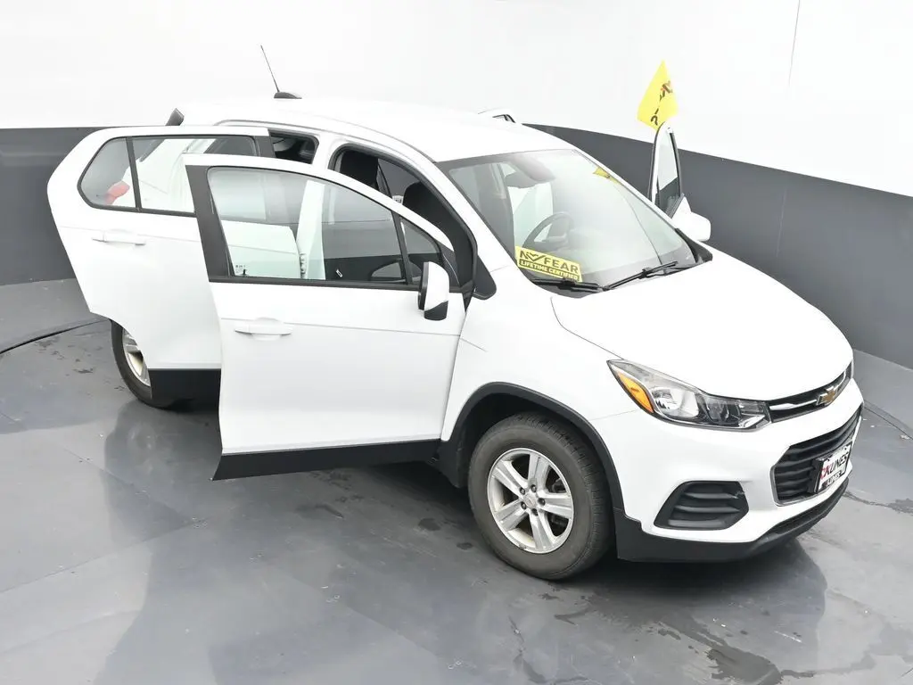 2018 Chevrolet Trax LS photo 45