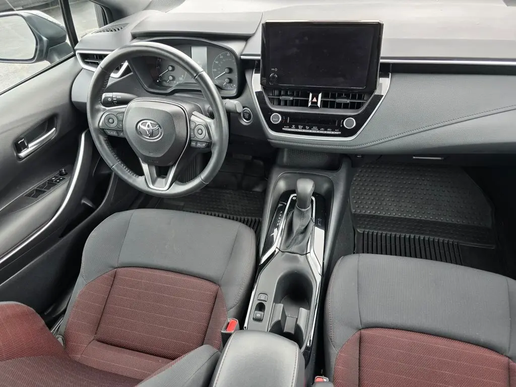 2024 Toyota Corolla SE photo 12