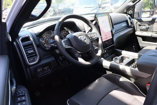 2025 RAM 2500 Laramie - Photo 17