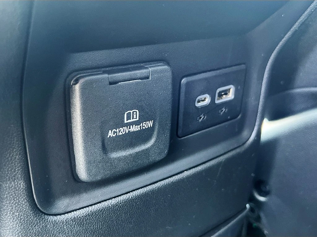 2023 GMC Acadia SLE - Photo 32