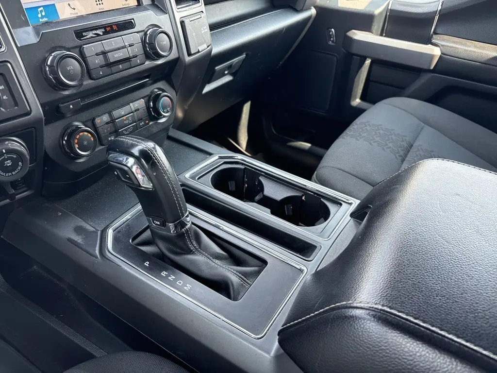 2018 Ford F-150 XLT photo 16