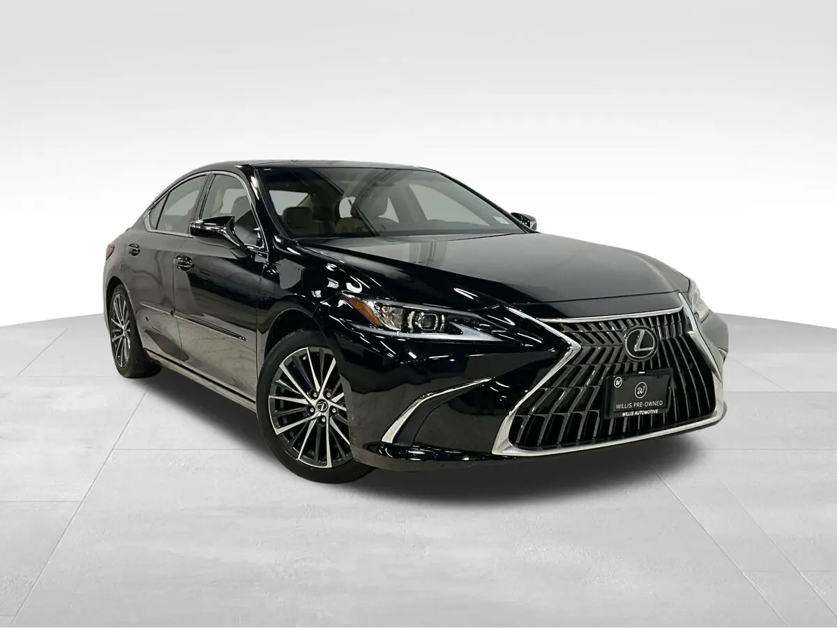 2023 Lexus ES 350 Luxury's photo