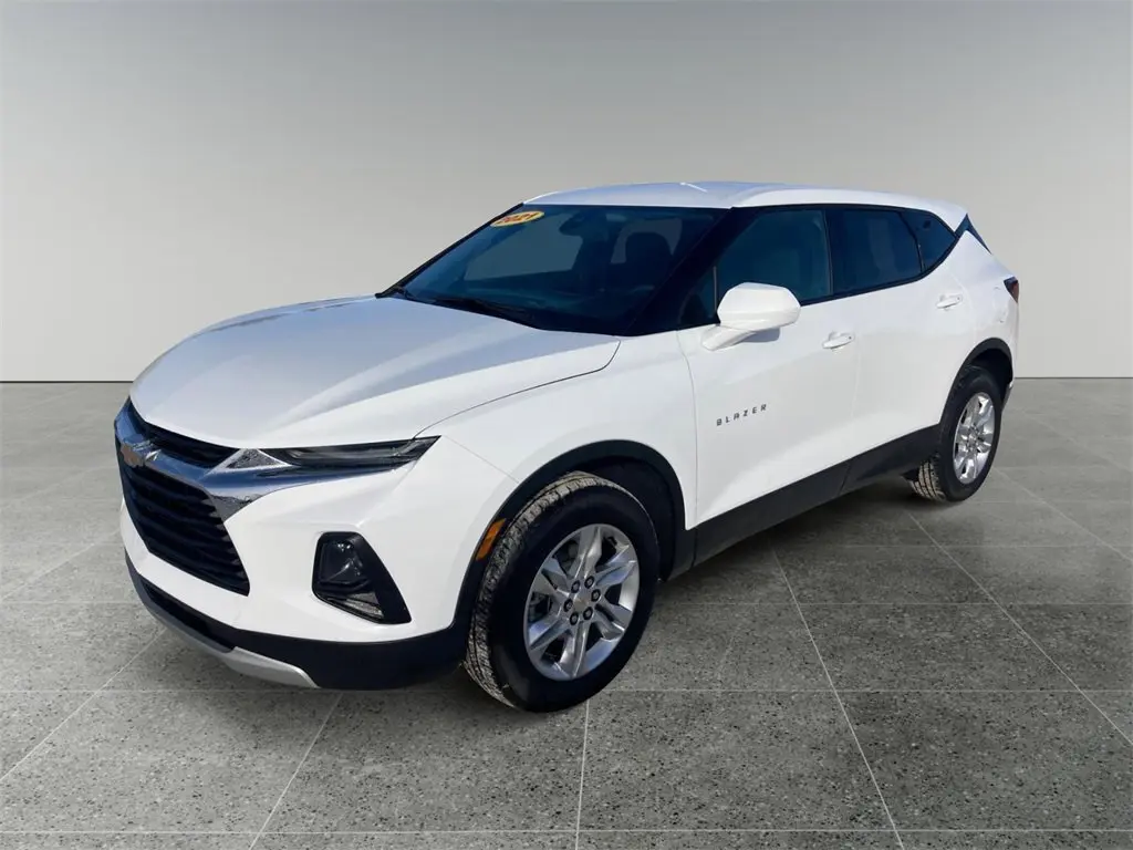 Used 2021 Chevrolet Blazer 2LT with VIN 3GNKBHR43MS586254 for sale in Oskaloosa, IA