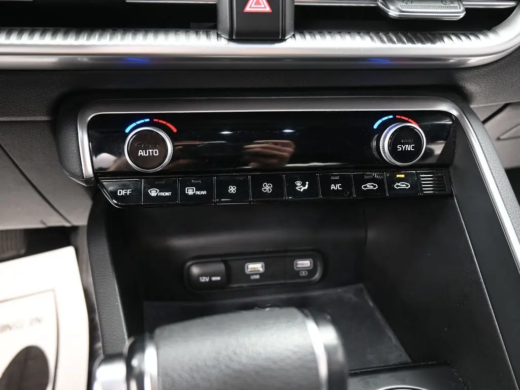 2022 Kia K5 GT-Line photo 29