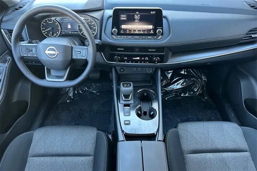 2026 Nissan Rogue SV photo 12