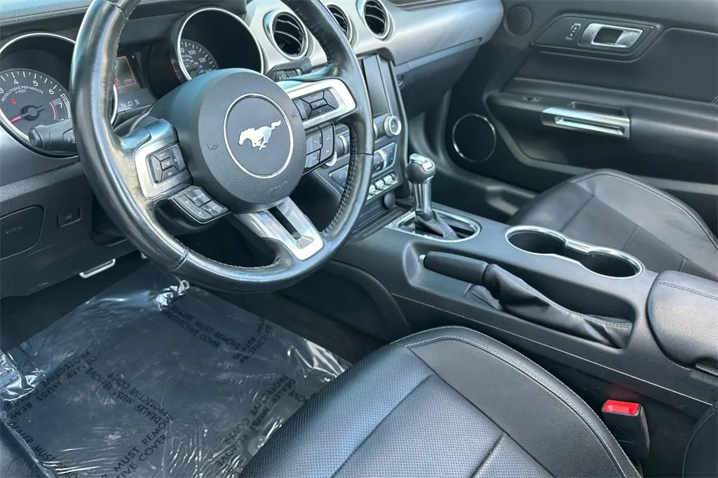 2023 Ford Mustang EcoBoost Premium photo 11
