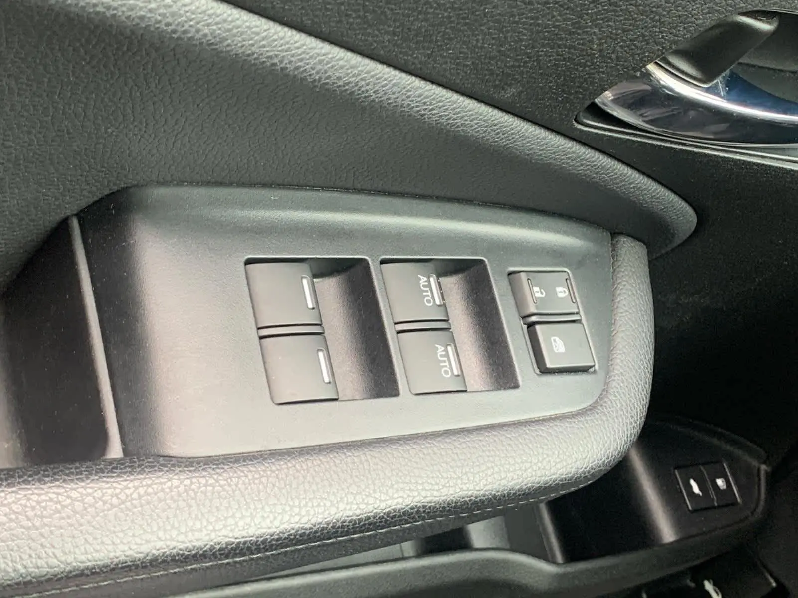2022 Honda Pilot Special Edition photo 22