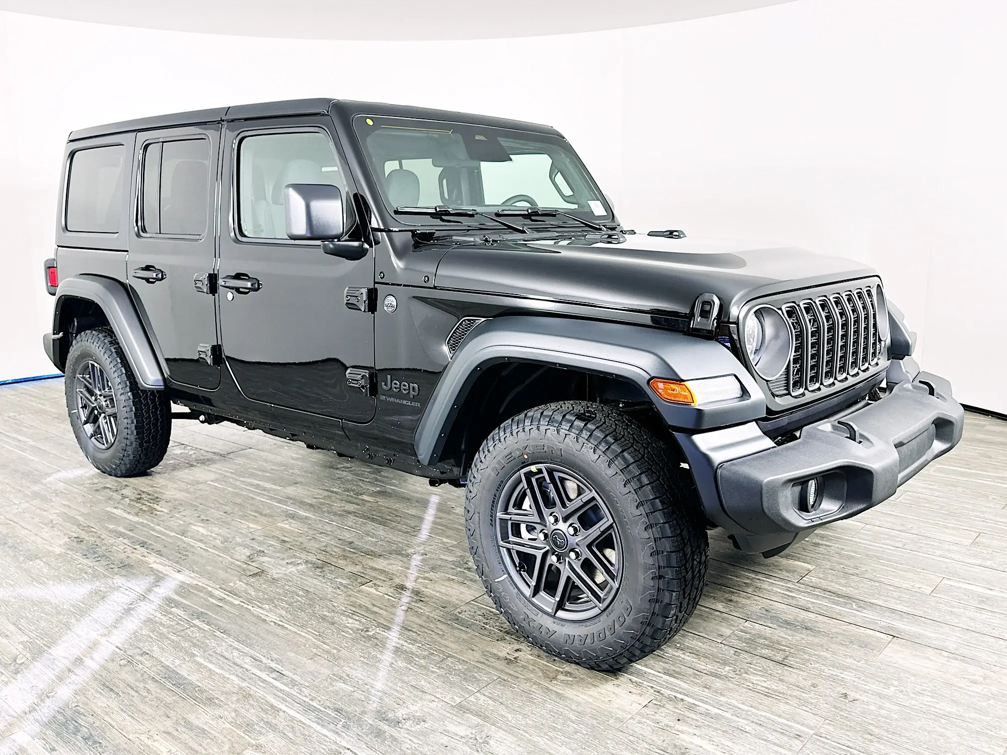 2026 Jeep Wrangler 4-Door Sport S's photo