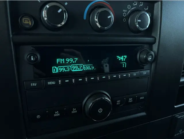 2024 Chevrolet Express 2500 Work Van Cargo photo 3