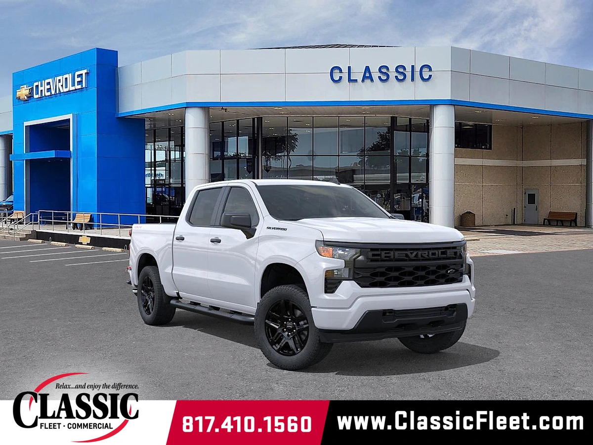 2026 Chevrolet Silverado Custom's photo