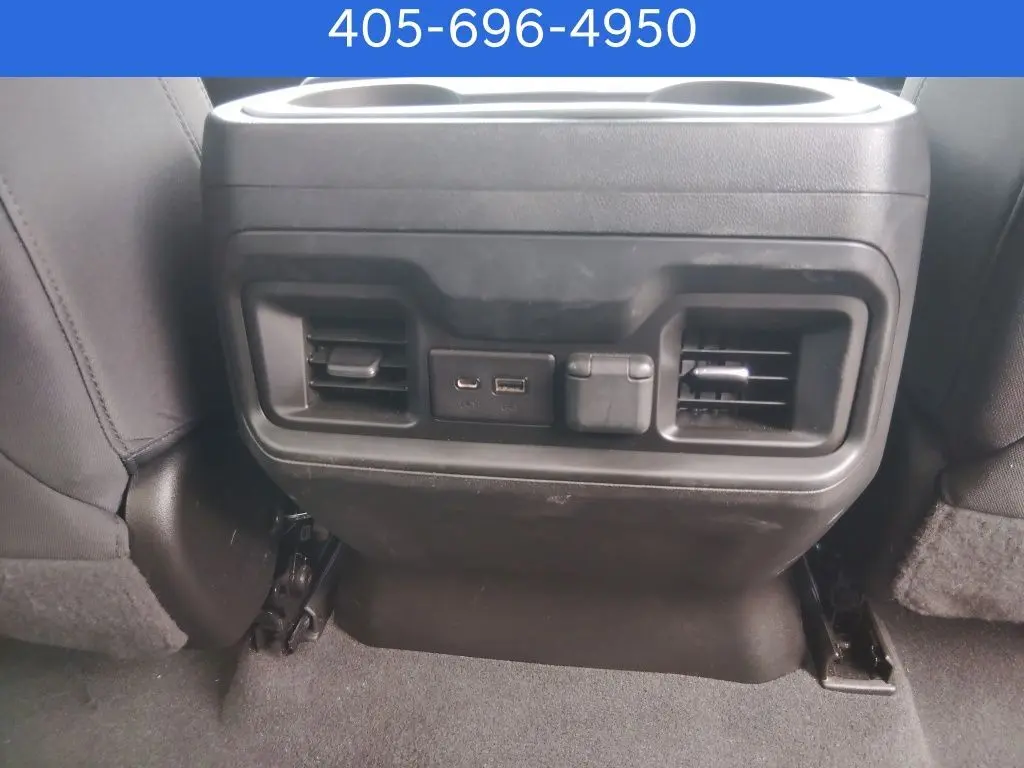2022 Chevrolet Silverado 1500 RST photo 10