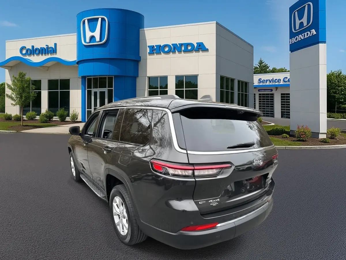 2023 Jeep Grand Cherokee Limited photo 4