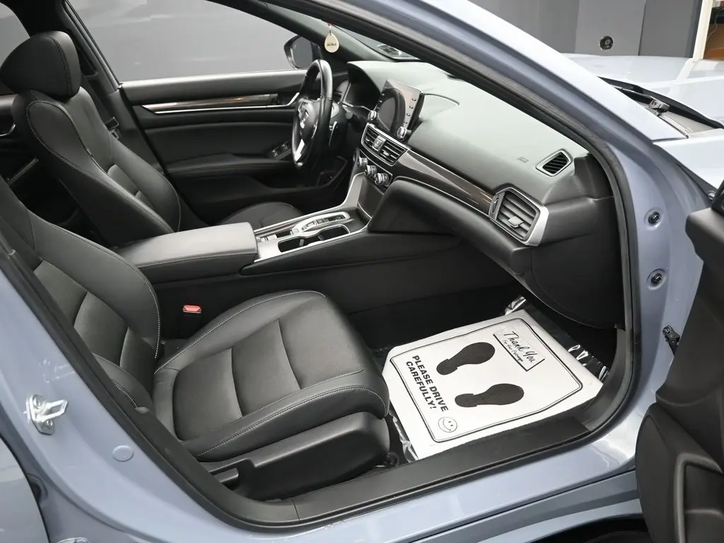 2021 Honda Accord Sport 2.0T photo 34
