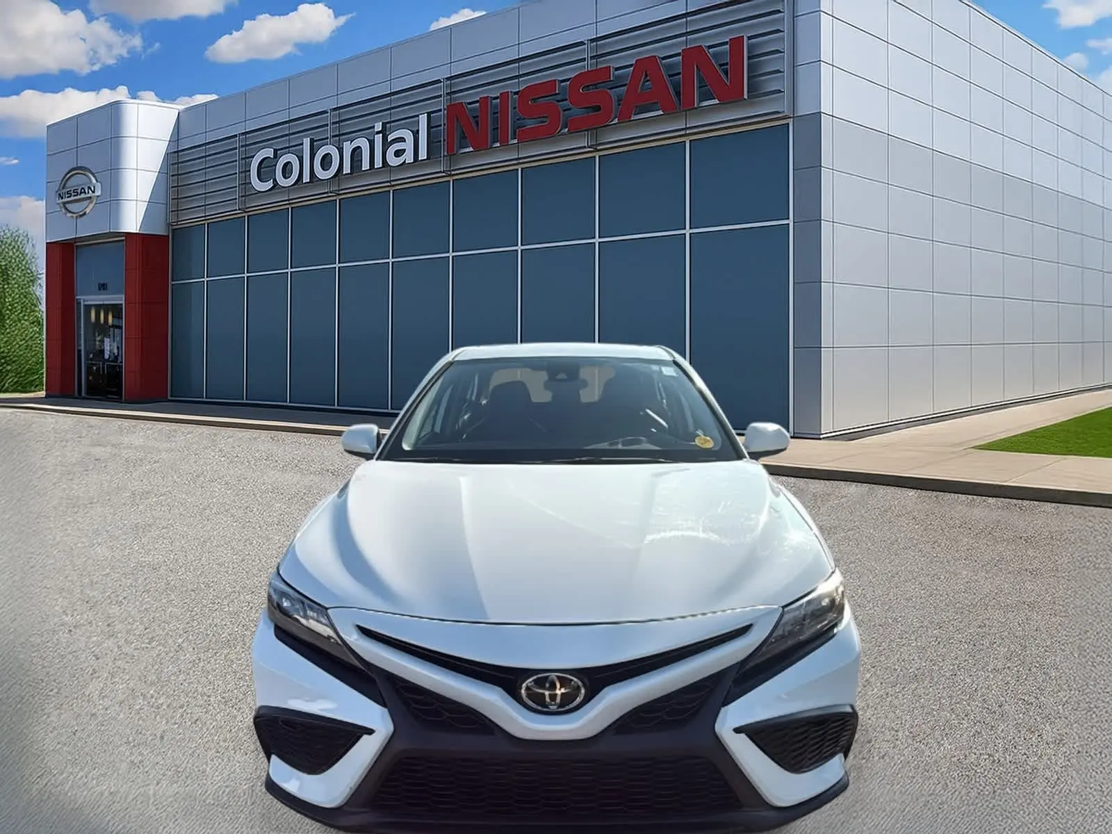 2021 Toyota Camry SE photo 6