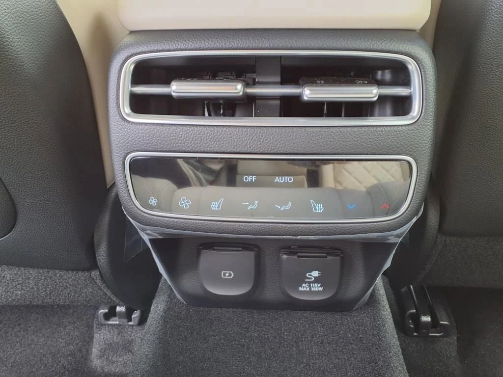 2026 GENESIS GV70 Sport Prestige - Photo 6