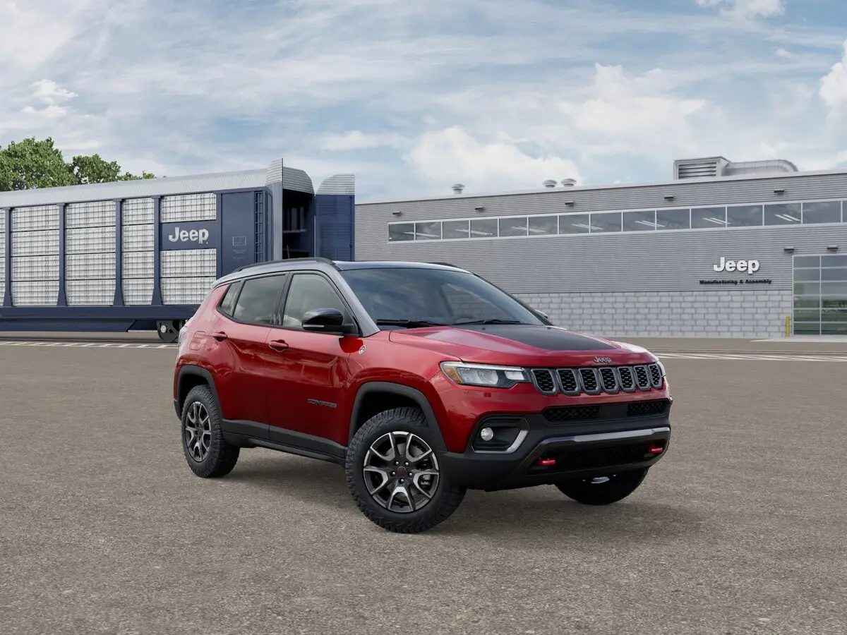 2026 Jeep Compass Trailhawk photo 4