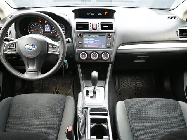2016 Subaru Impreza 2.0i photo 14