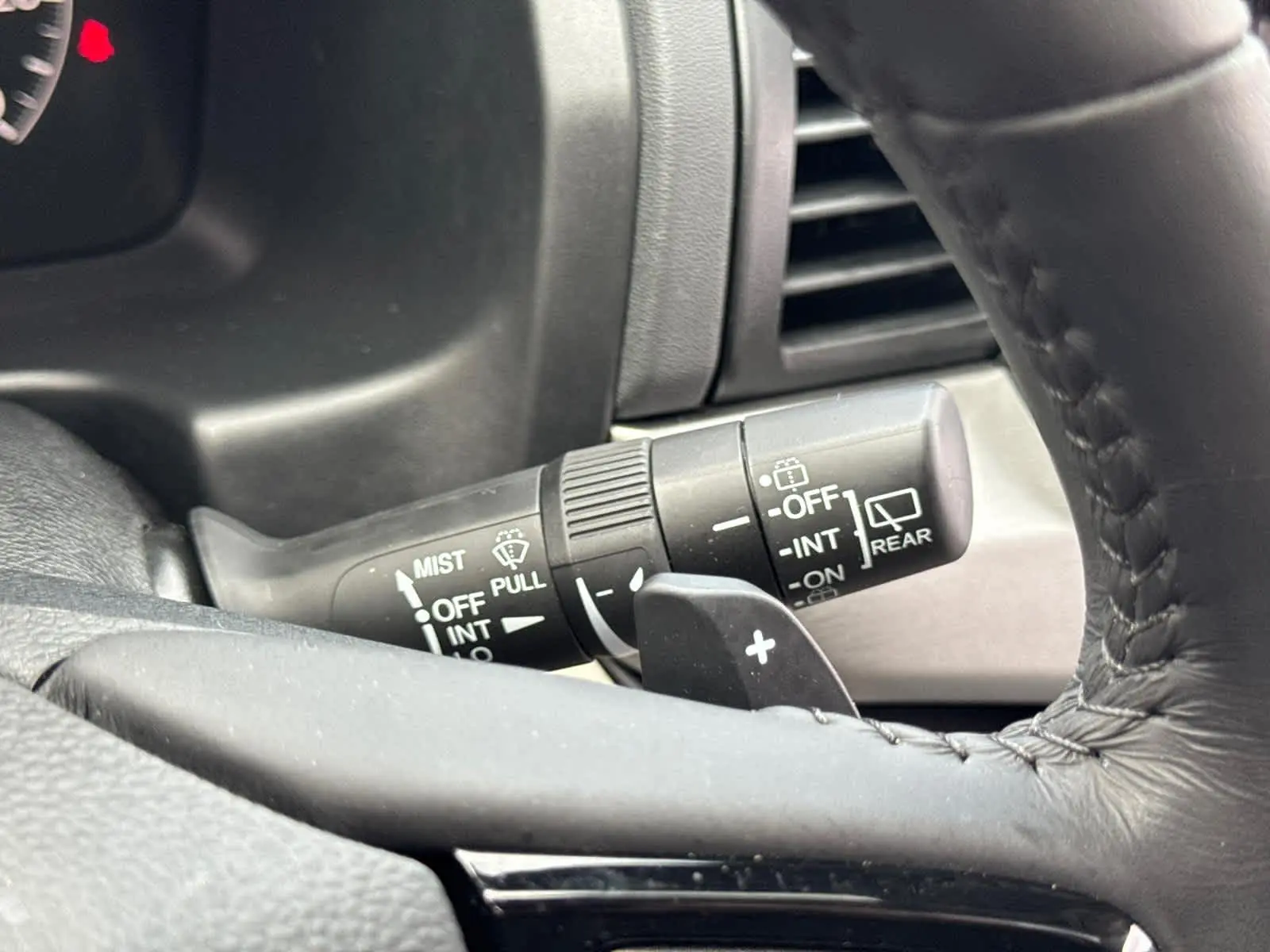 2025 Honda Odyssey EX-L photo 14