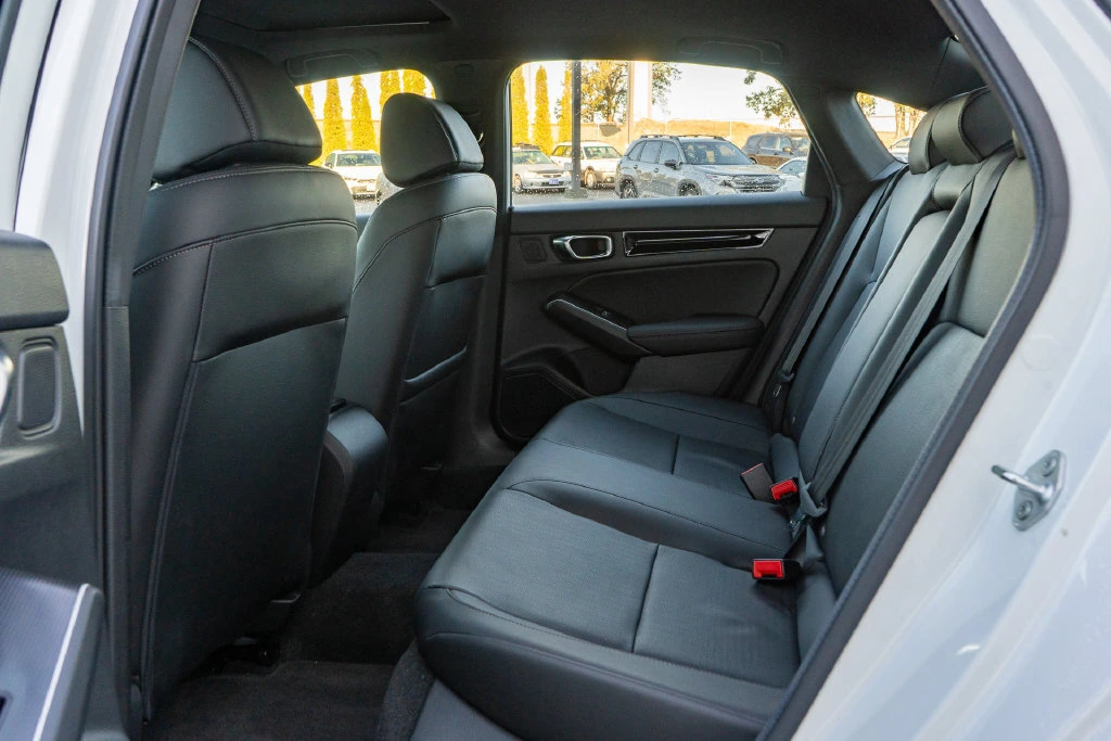 2026 Honda Civic Sport Touring - Photo 18
