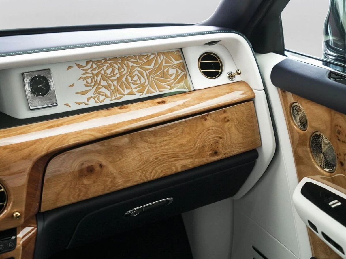 2026 Rolls-Royce Phantom Base - Photo 19