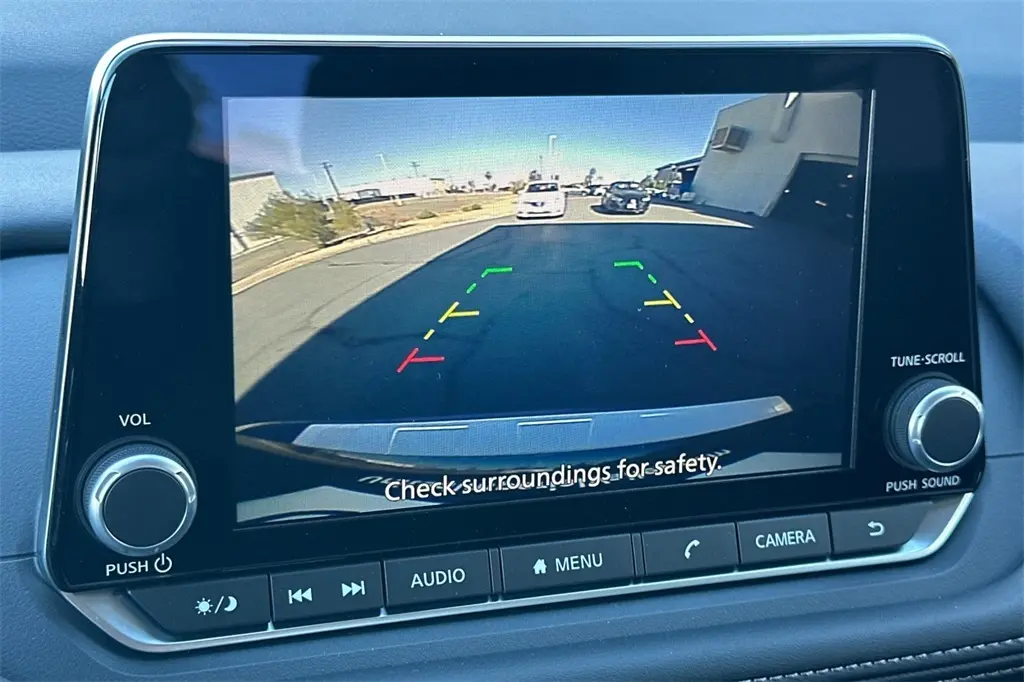 2026 Nissan Rogue SV photo 18
