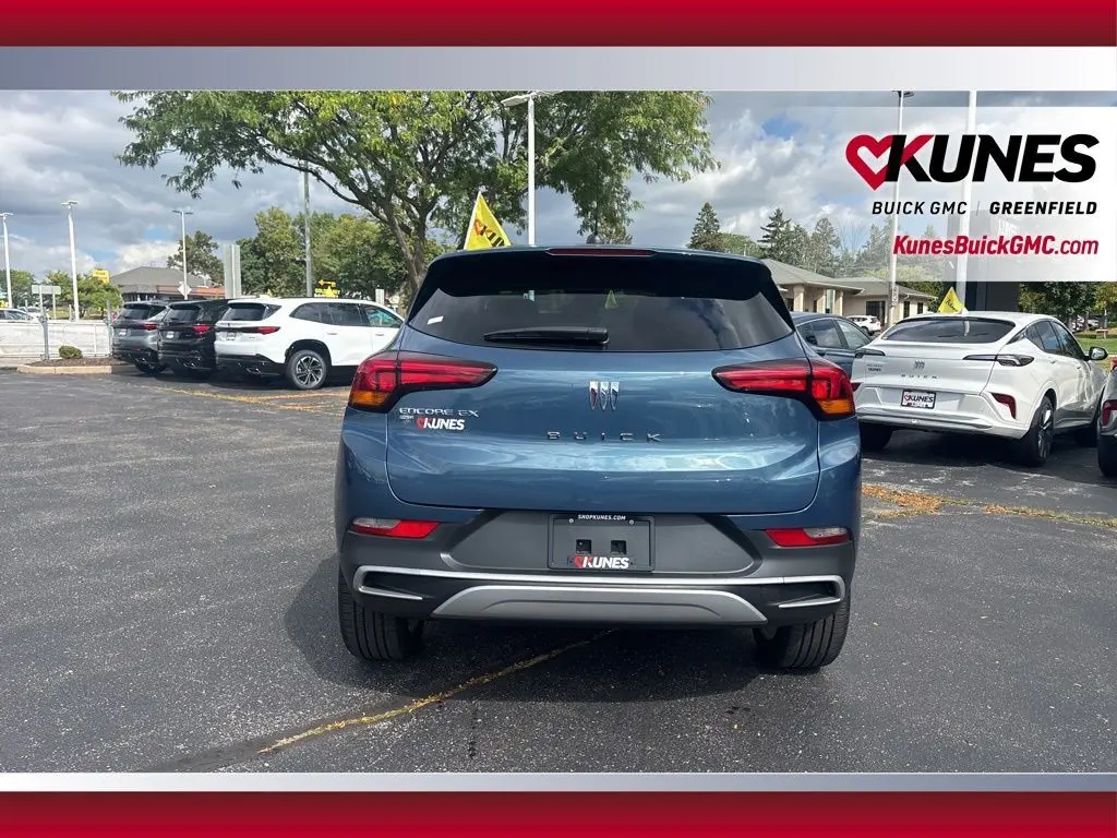 2025 Buick Encore GX Preferred photo 4