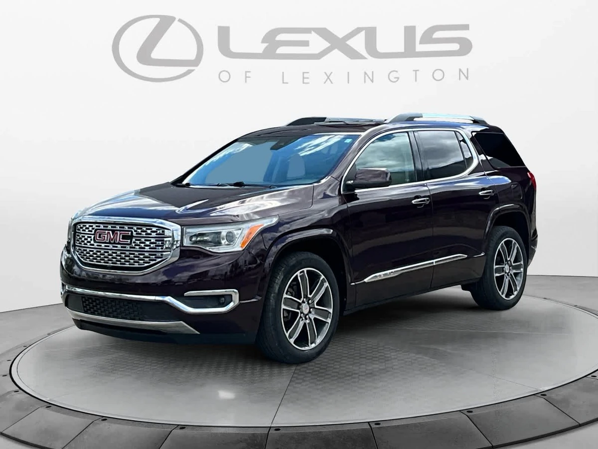 2018 GMC Acadia Denali AWD's photo