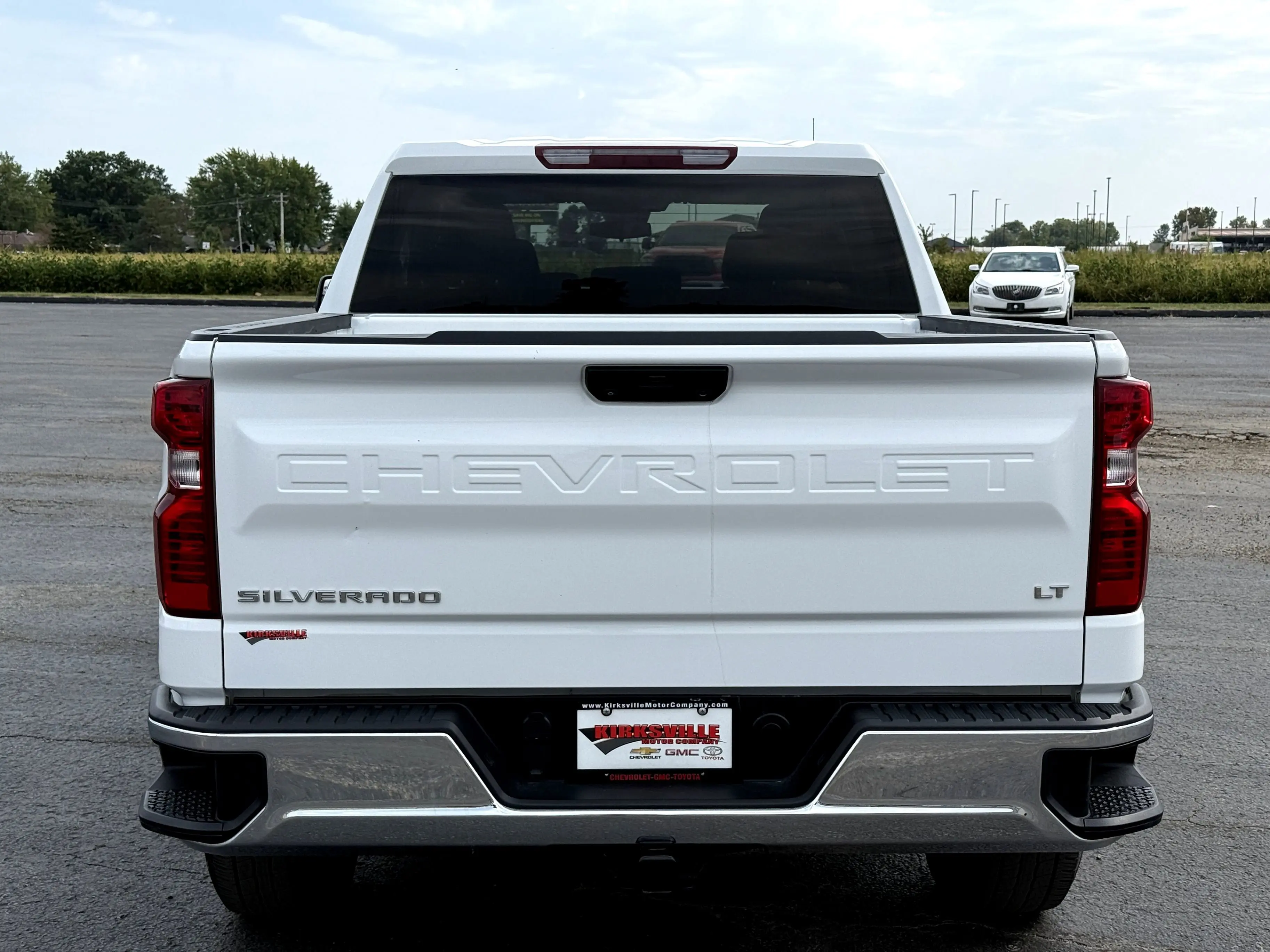 2023 Chevrolet Silverado 1500 LT photo 4