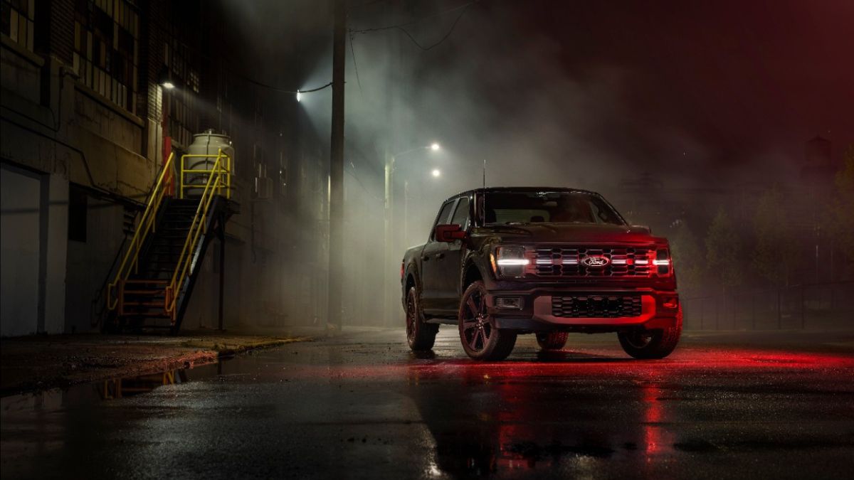 Black 2026 Ford F-150 Lobo Front Exterior in a Dark Alley