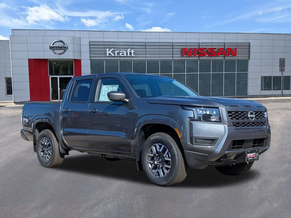 2026 Nissan Frontier SV's photo