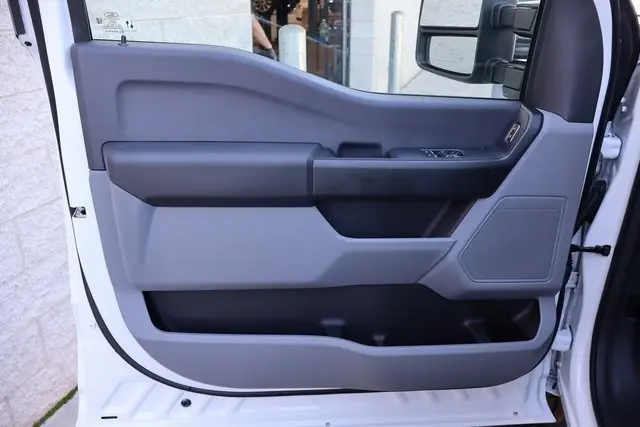 2026 Ford F-350 photo 19