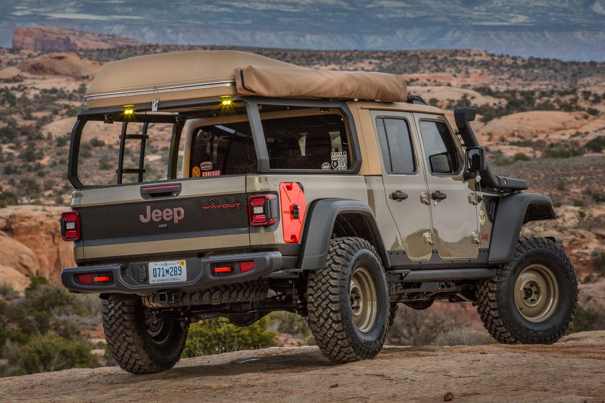 Jeep Overland Concept Exterior Passenger Side Rear Profile