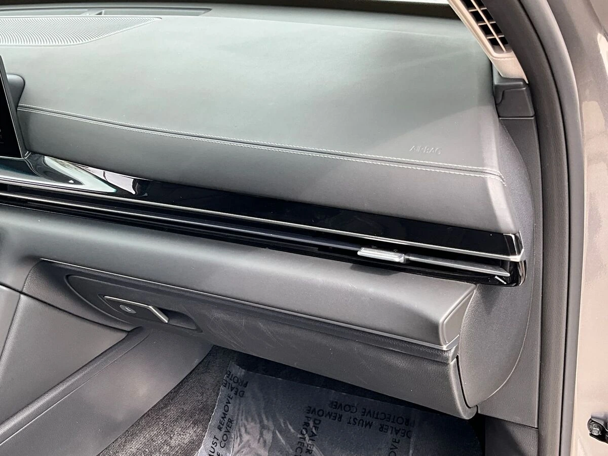 2025 GENESIS GV80 Standard - Photo 16