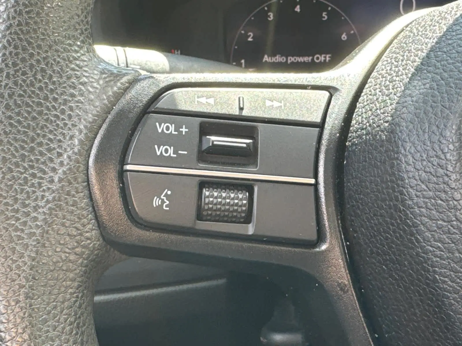 2023 Honda Accord EX photo 19