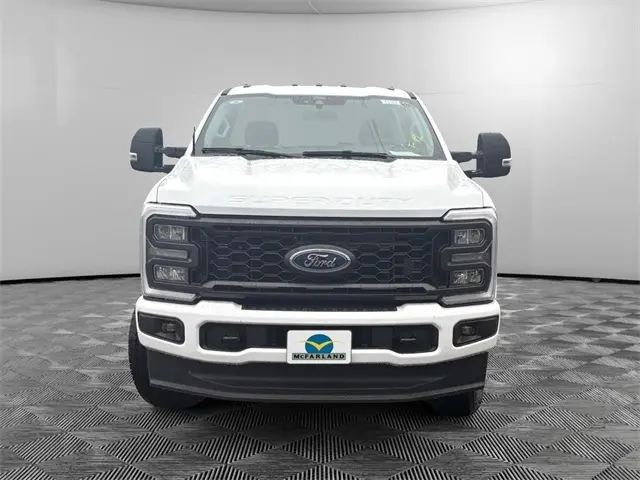 2026 Ford F-350 photo 8