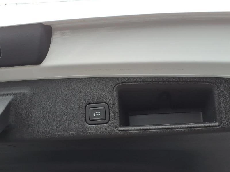 2023 GMC Terrain SLE - Photo 14