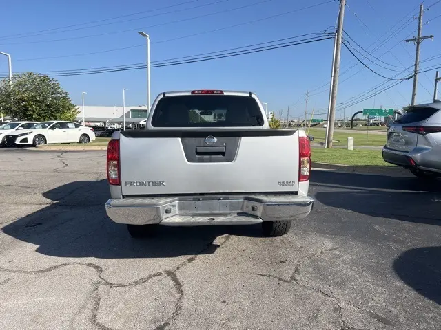 2016 Nissan Frontier S photo 6