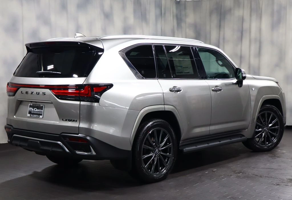 2026 Lexus LX 600 F-Sport - Photo 9