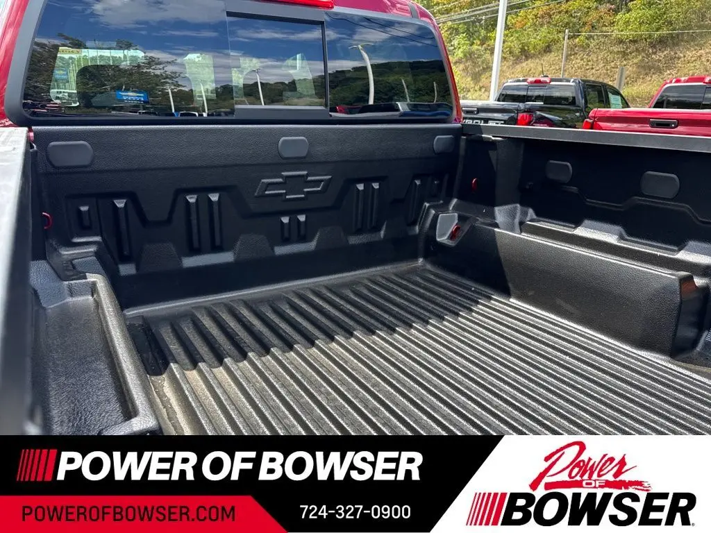 2026 Chevrolet Colorado LT photo 3