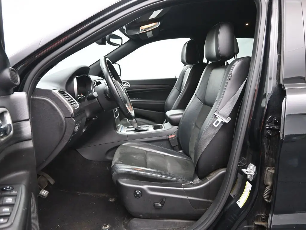 2019 Jeep Grand Cherokee Altitude photo 20