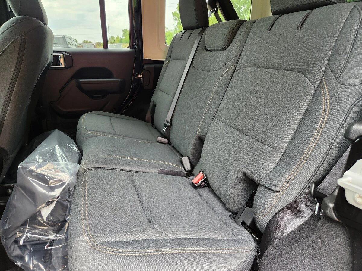 2025 Jeep Wrangler 4-Door Sport S - Photo 28