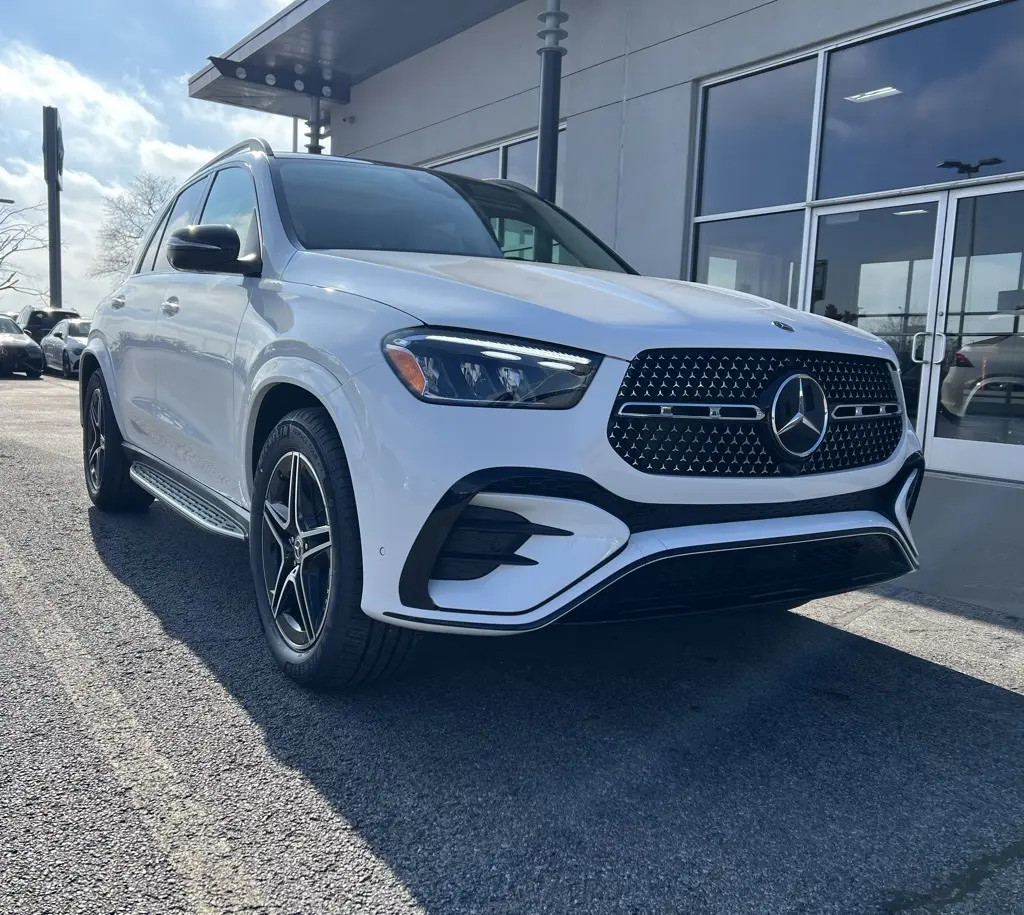 2026 Mercedes-Benz GLE GLE450's photo