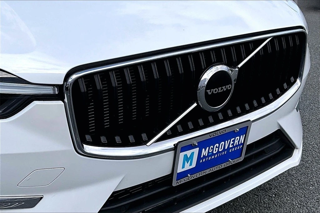 2023 Volvo - image 32