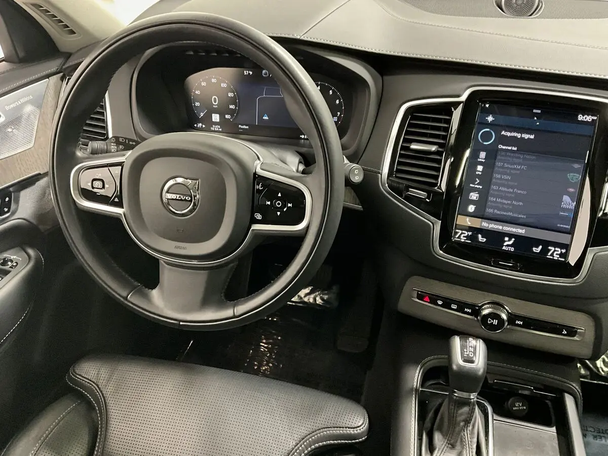 2022 Volvo XC90 T6 Inscription photo 4