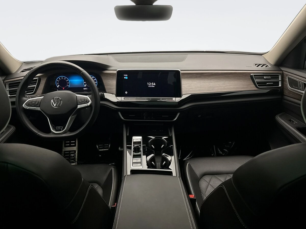 2024 Volkswagen Atlas SEL Premium R-Line - Photo 14