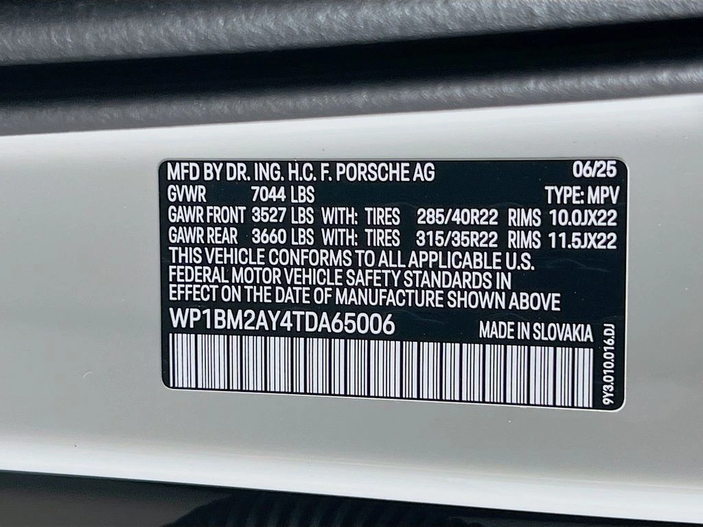 2026 Porsche Cayenne Coupe Turbo E-Hybrid - Photo 34