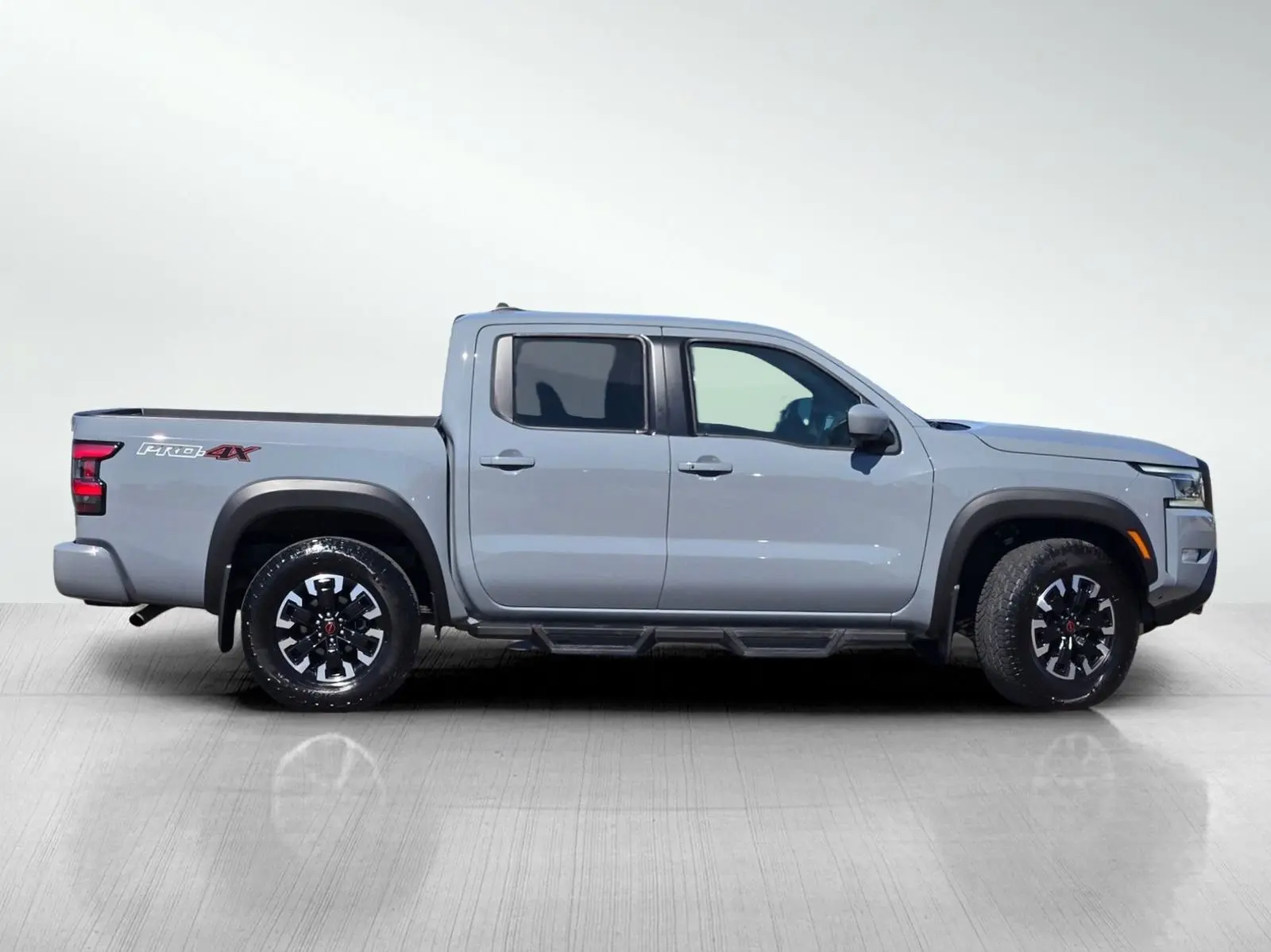 2024 Nissan Frontier Crew Cab PRO-4X photo 3