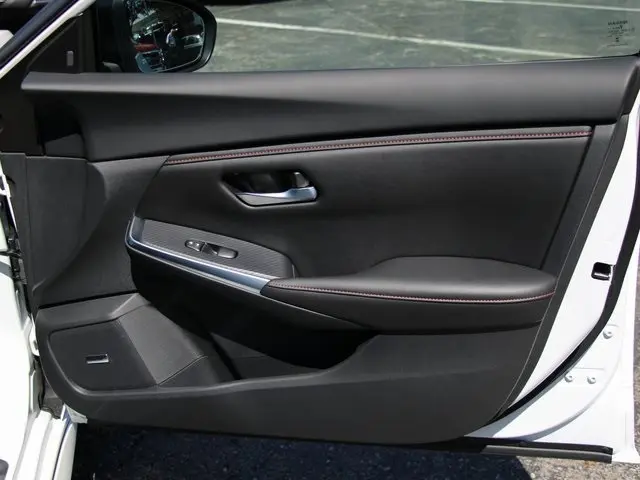 2024 Nissan Sentra SR Premium photo 33