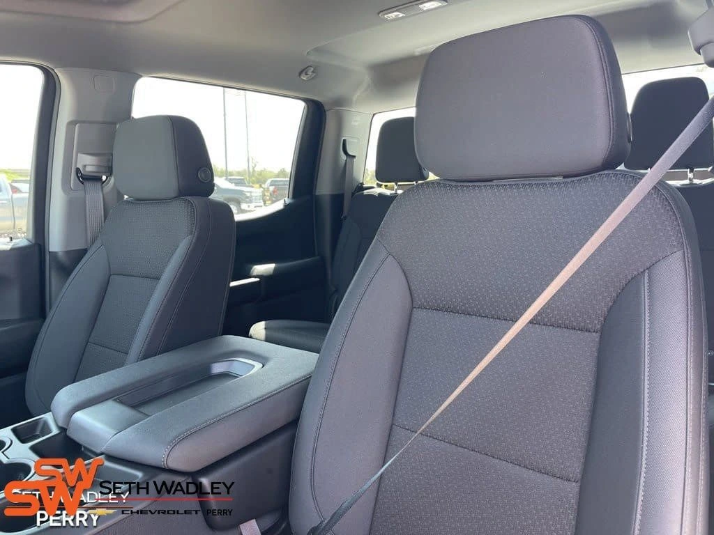 2025 GMC Sierra 1500 Pro - Photo 11