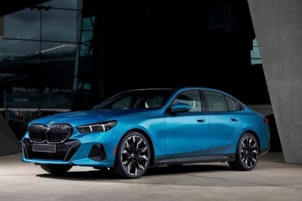 2026 BMW 530i